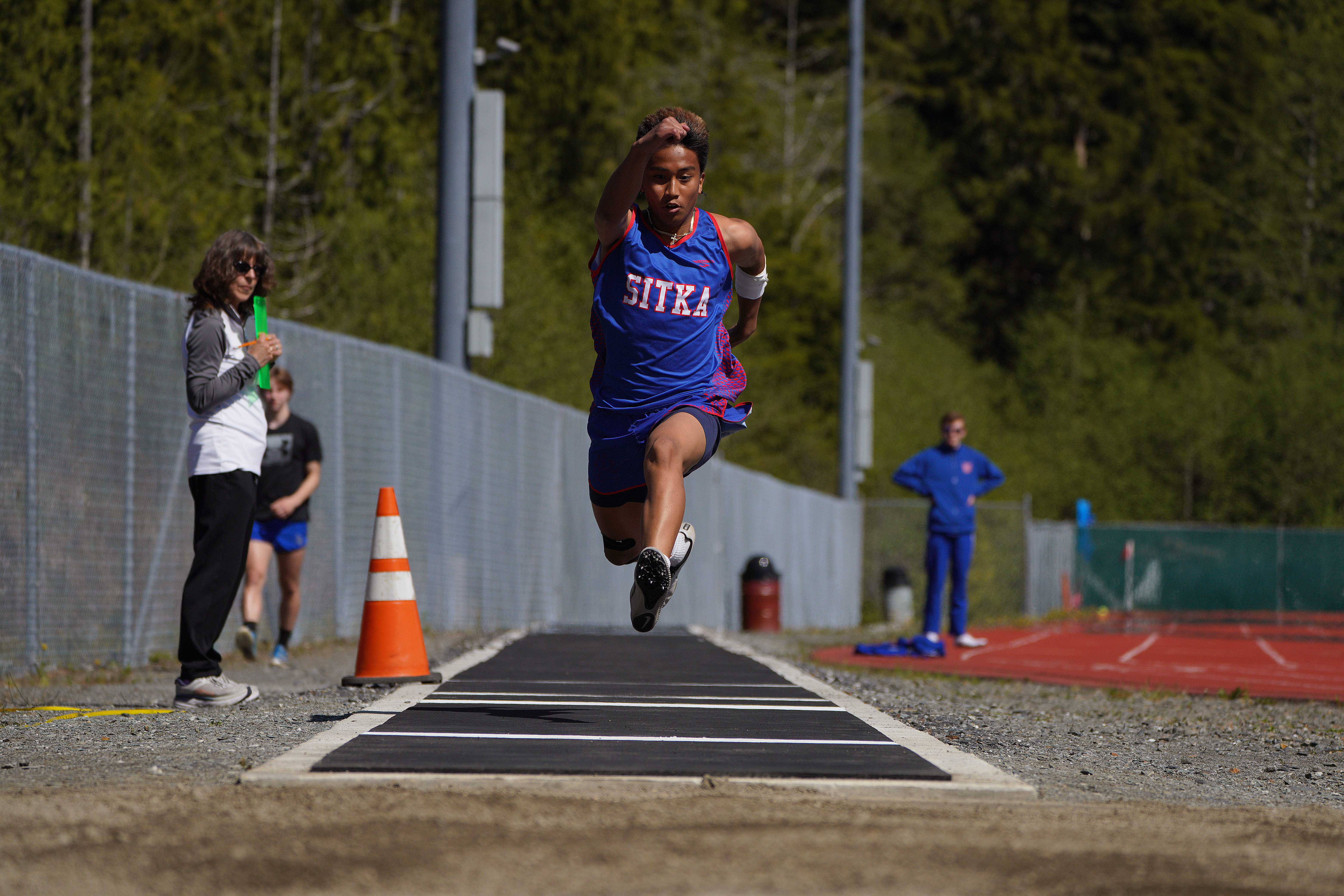 Track region v 052022 09